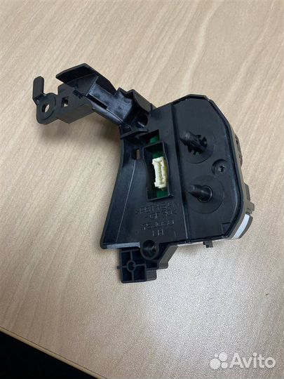 Кнопки рулевого колеса левые Lexus Nx