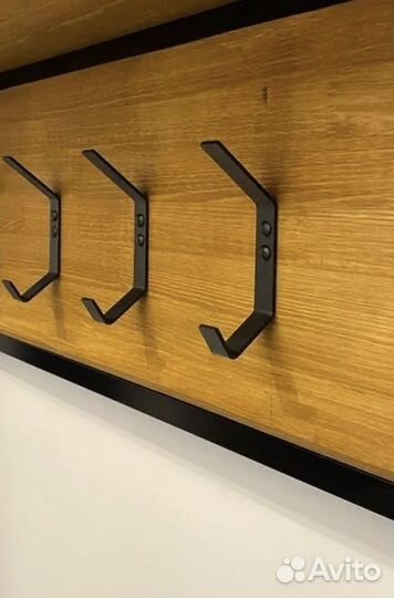 Крючки настенные в гардероб и не только