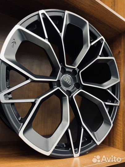 Кованые диски R22 5x112 для Audi Q8 Q7