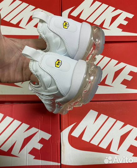 Кроссовки Nike Vapormax Plus