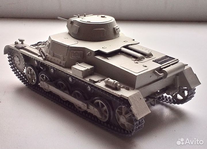 Немецкий легкий танк Т- I B, масштаб 1/35