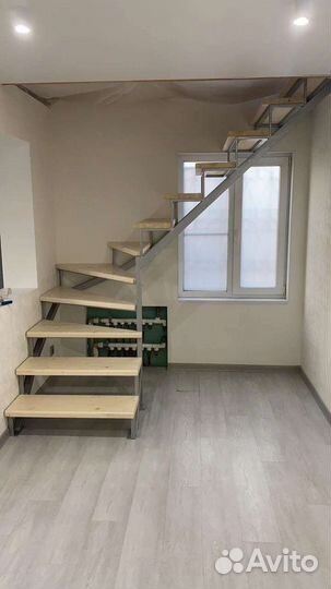 Лестница на металлокаркасе