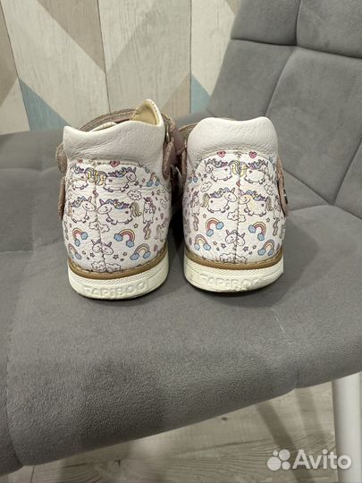 Сандалии для девочки 27 размер