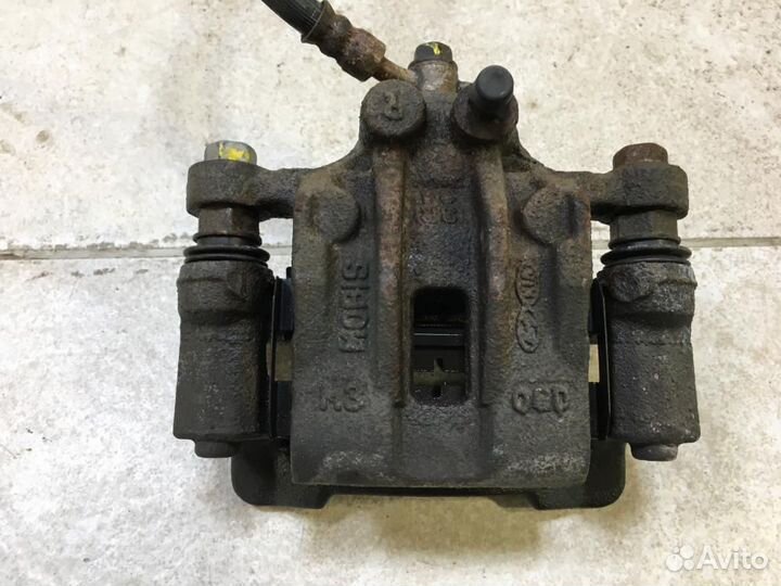 Суппорт задний правый Hyundai ix35 LM 2010-2015