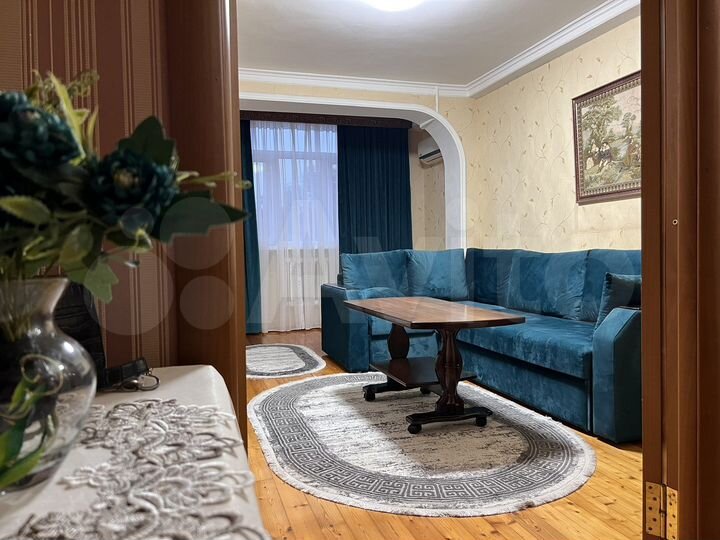 2-к. квартира, 60 м², 3/5 эт.