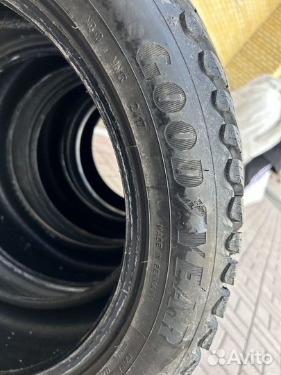 Goodyear Ultragrip Ice Arctic 225/50 R17