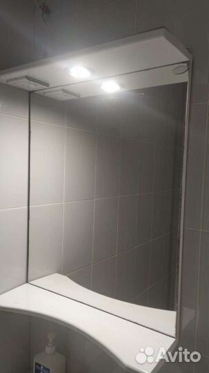 Зеркало в ванную с подсветкой,розеткой