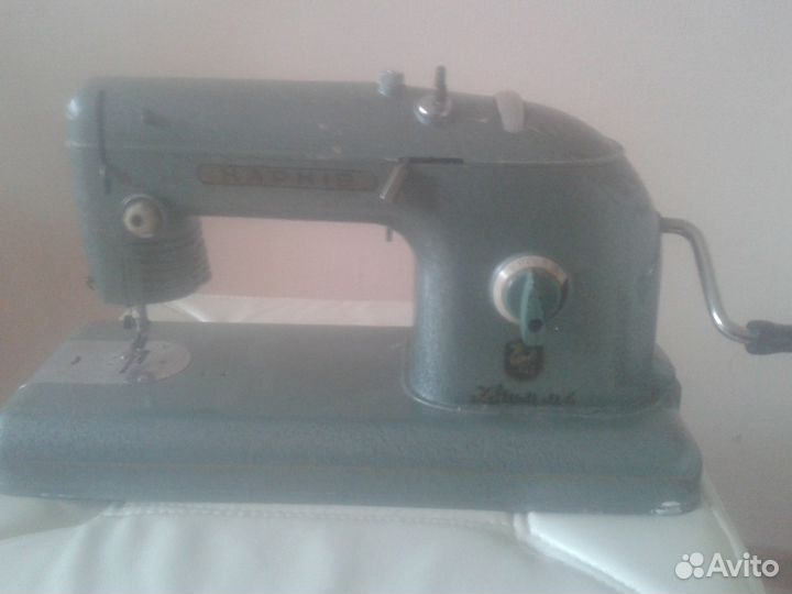 Швейная машинка (Антиквариат)
