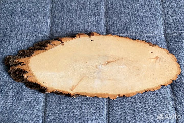 Картина на спиле (крошка из самоцветов)