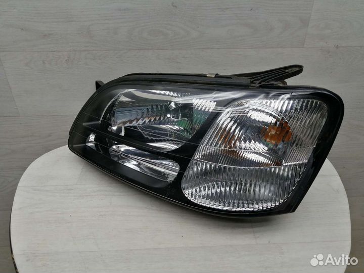 Фара левая Subaru Legacy 3. 1998-2004