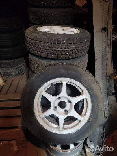 Зимние к колеса Mitsubishi r15