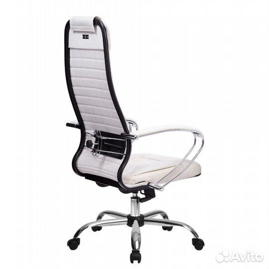 Кресло Метта 6 кожа (перфорир) белый лебедь