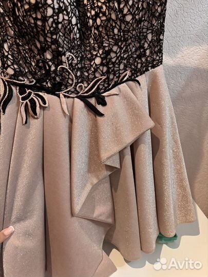 Платье вечернее