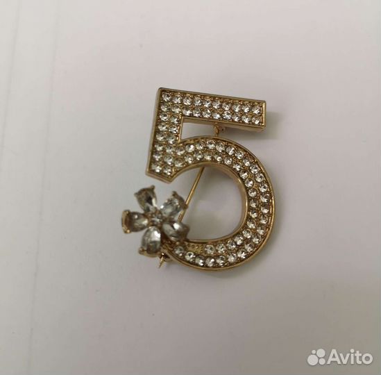 Брошь 5 (отлично)