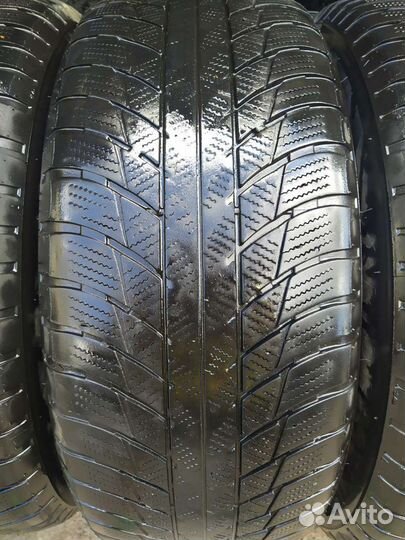 Bridgestone Blizzak LM-001 225/55 R17