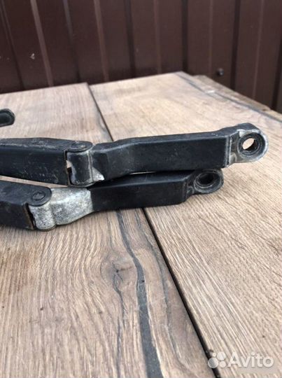 Поводок дворника Geely Emgrand Ec7 1.5