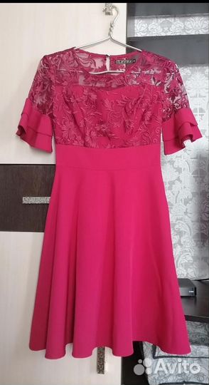 Платье женское