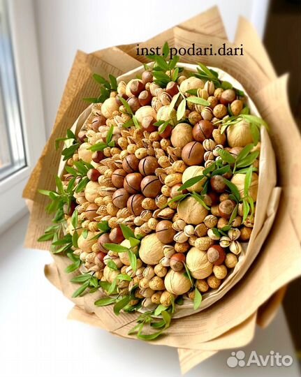 Ореховые букеты / букеты из орехов и сухофруктов