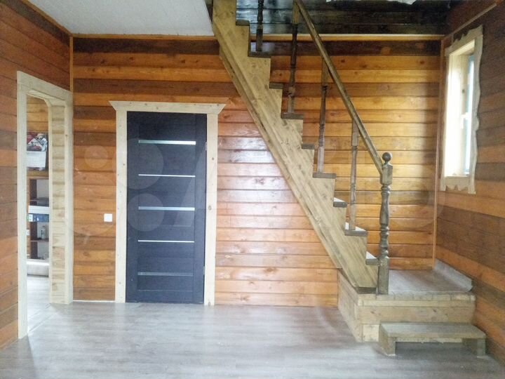 Дом 135 м² на участке 8 сот.