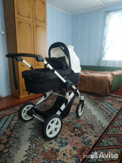 Прогулочная коляска yoya