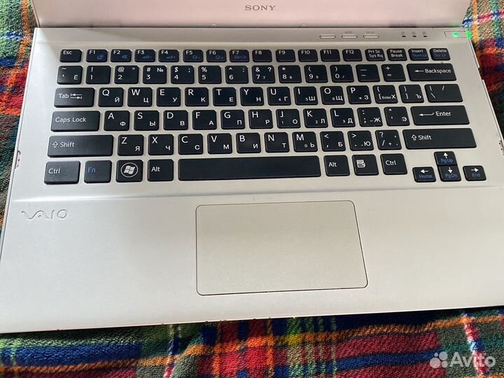 Sony vaio svt131a11v Ноутбук Б/У