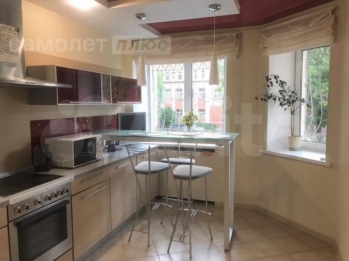 3-к. квартира, 64,6 м², 1/4 эт.