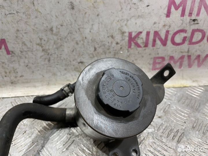 Бачок гидроусилителя Infiniti M45 Y50 VK45DE