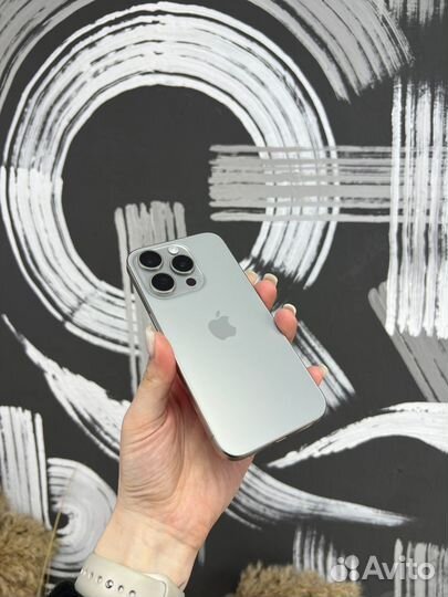 iPhone 15 Pro, 256 ГБ