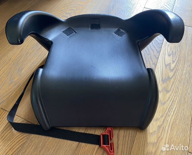 Бустер chicco 15-36 кг