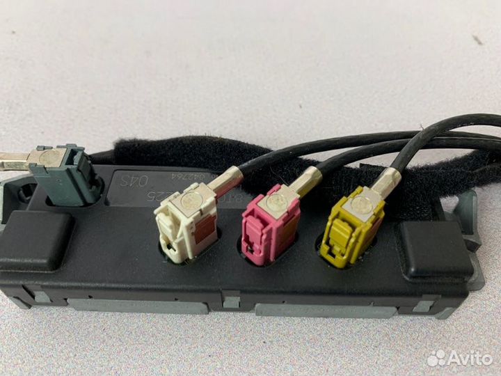 Усилитель антенный Audi A5 8T cala 3.2 FSI 2009