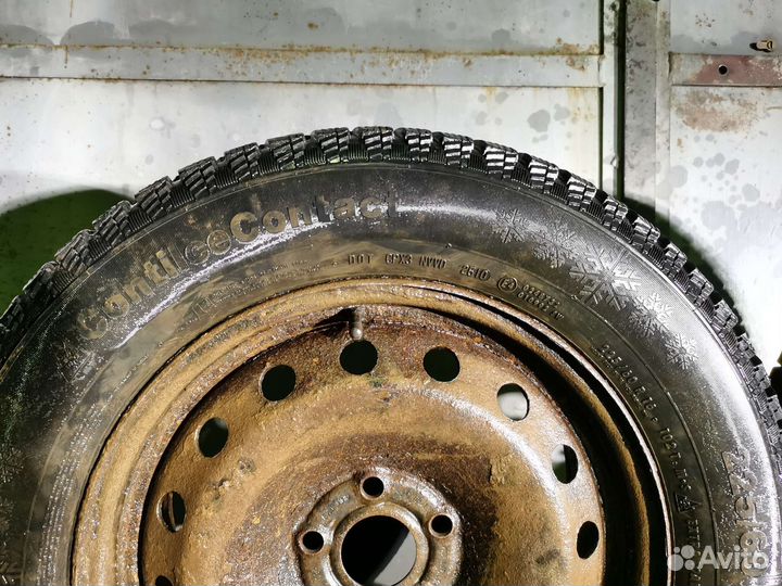 Continental ContiIceContact 225/60 R16