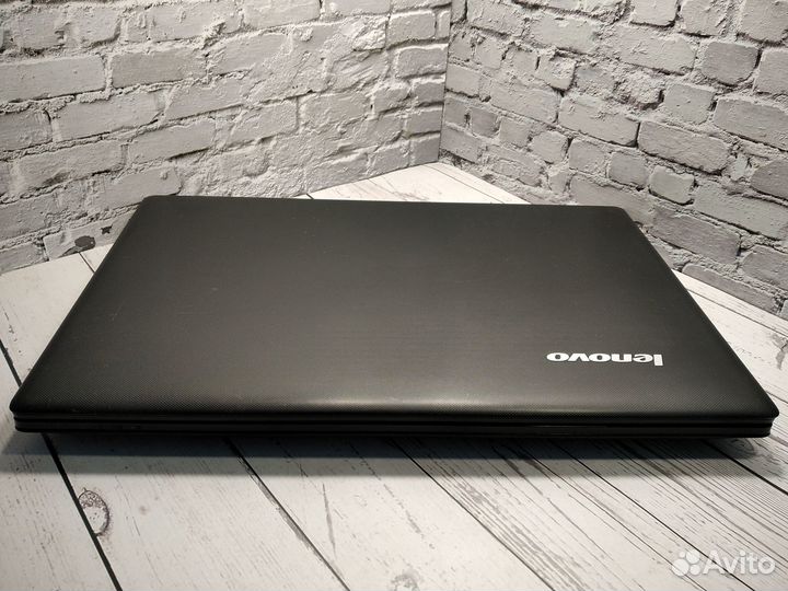 Мощный lenovo 17 Дюйма с SSD + i7 + Nvidia 2GB