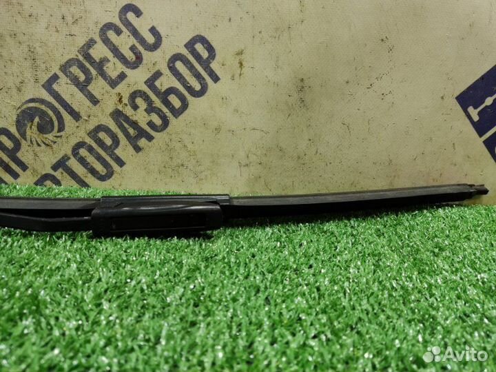 Дворник лобового стекла левый Renault Fluence