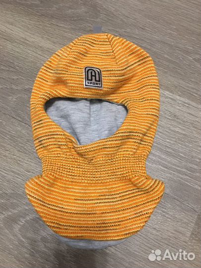 Шапки и шапки-шлемы для девочки