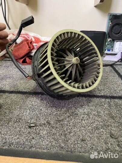 Продам моторчик печки