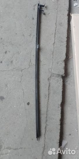 Направляющие стекла правой двери Ford transit