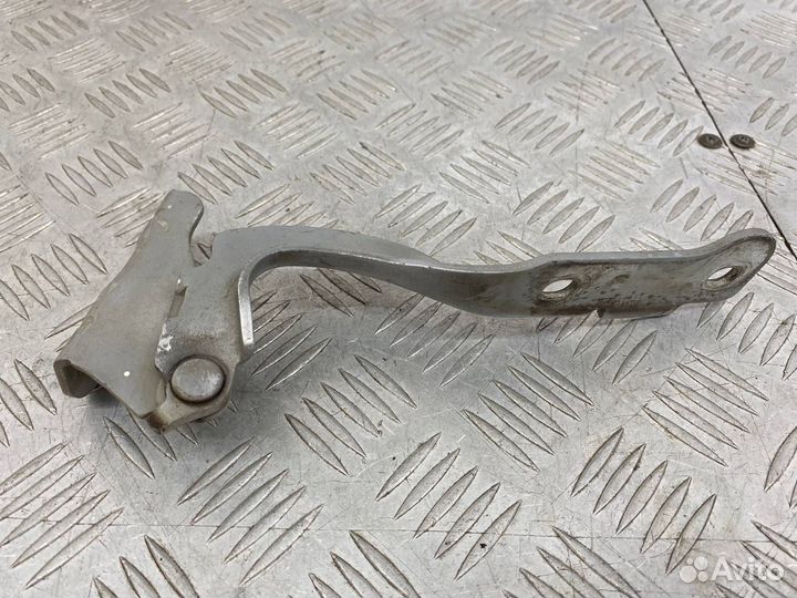 Б/У петля капота передний правый Chevrolet Aveo