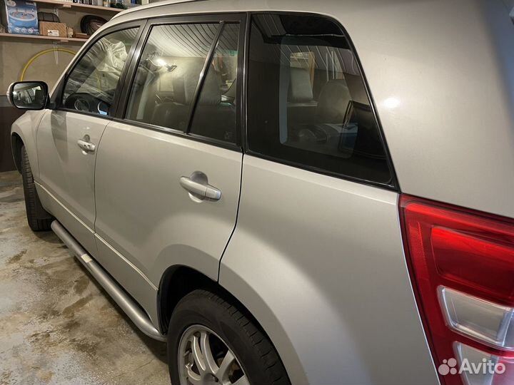 Suzuki Grand Vitara 2.4 AT, 2011, 185 000 км