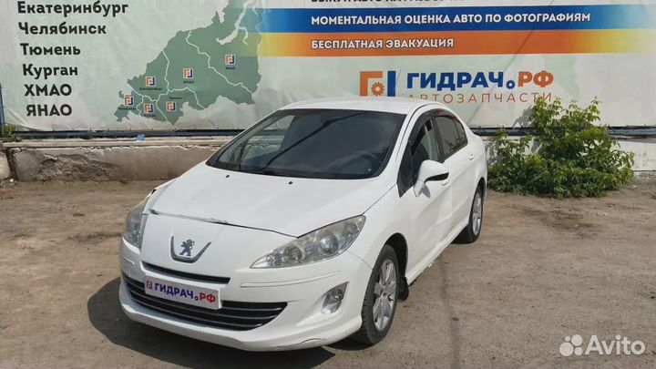 Стекло двери передней левой Peugeot 408 9676484280