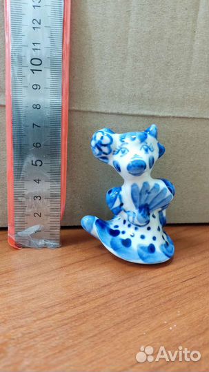 Статуэтка фарфор Корова