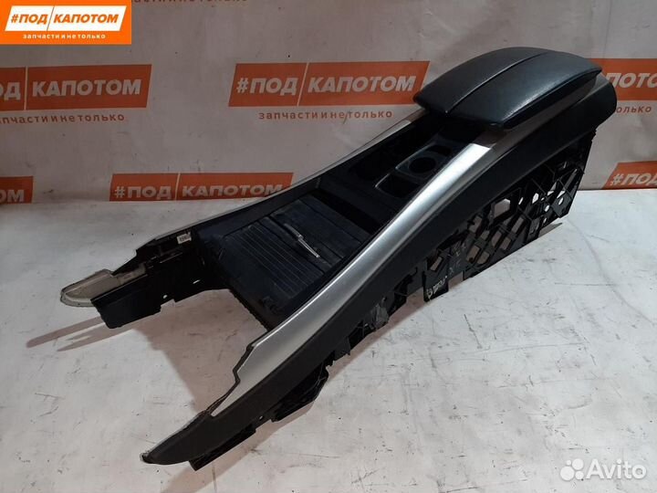 Центральный подлокотник BMW X5 E70 (2006 - 2010)