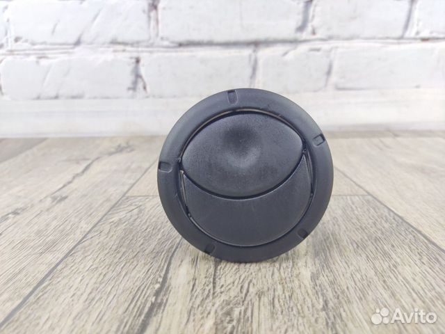 Дефлектор воздушный Logan Логан