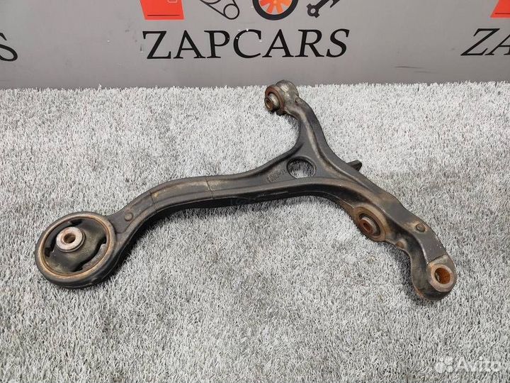 Рычаг передний правый Honda Accord 8