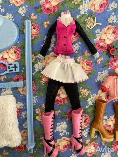 Вещи для кукол Монстер хай и Братц