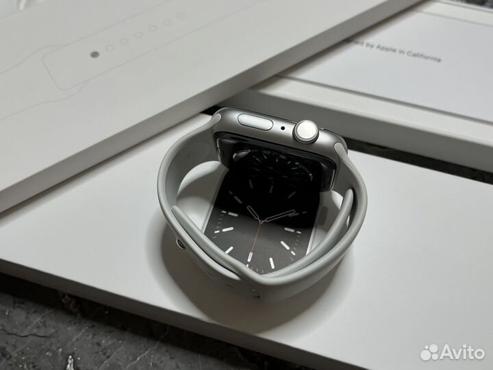 Часы Apple Watch 6 44 mm 98 акб