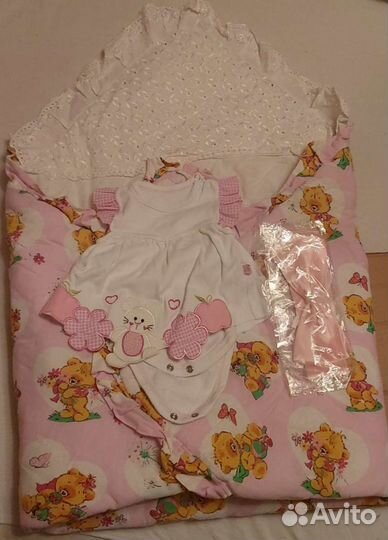 Комплект на выписку для девочки