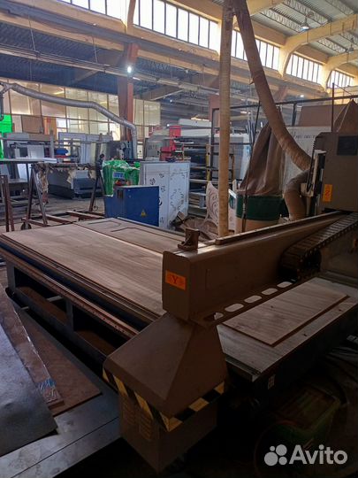 Фрезерный станок с чпу по дереву и мдф панелям