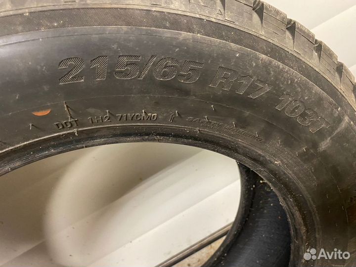 Kumho WinterCraft SUV Ice WS31 215/65 R17