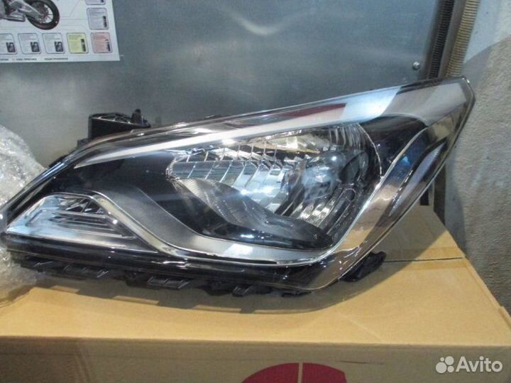 Фара передняя левая Хендай Солярис 1 2014-2017