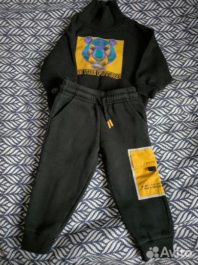 Пакет фирменной одежды на мальчика 86-92